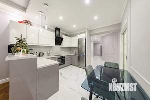 3-к квартира, вторичка, 98м2, 15/22 этаж