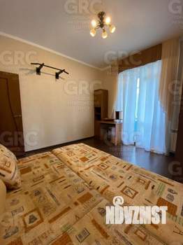 3-к квартира, вторичка, 100м2, 3/10 этаж