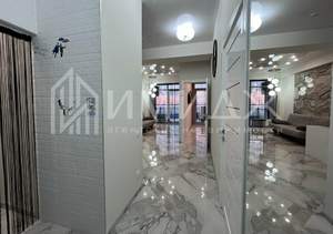 2-к квартира, вторичка, 65м2, 12/18 этаж