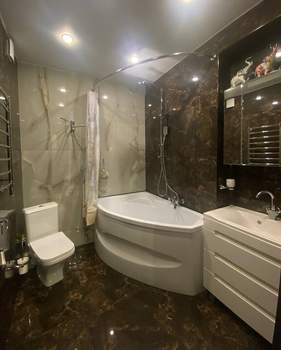 2-к квартира, вторичка, 52м2, 1/4 этаж