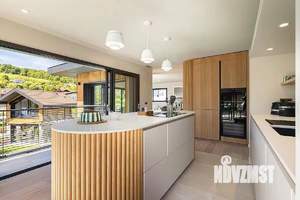 2-к квартира, вторичка, 56м2, 1/4 этаж