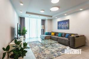 3-к квартира, вторичка, 130м2, 18/23 этаж