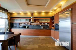 3-к квартира, вторичка, 206м2, 7/13 этаж