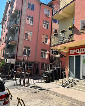 3-к квартира, вторичка, 65м2, 3/5 этаж