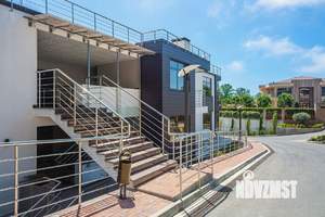 2-к квартира, вторичка, 70м2, 1/3 этаж