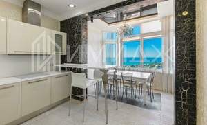 2-к квартира, вторичка, 118м2, 17/23 этаж