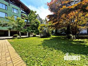 3-к квартира, вторичка, 100м2, 2/4 этаж