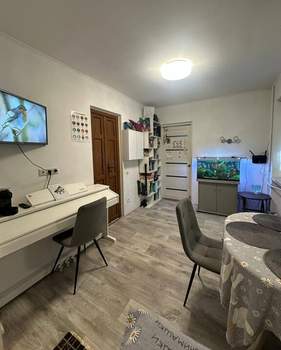 3-к квартира, вторичка, 56м2, 2/5 этаж