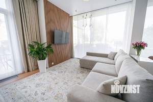 2-к квартира, вторичка, 75м2, 1/5 этаж