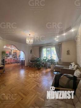 5-к квартира, вторичка, 140м2, 5/6 этаж