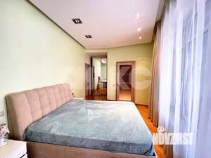 3-к квартира, вторичка, 180м2, 2/9 этаж