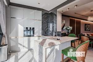3-к квартира, вторичка, 180м2, 15/22 этаж