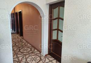 4-к квартира, вторичка, 106м2, 3/9 этаж