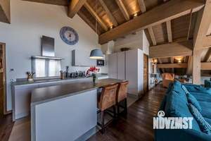 3-к квартира, вторичка, 94м2, 2/2 этаж