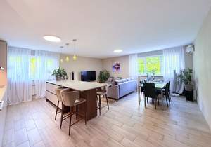 2-к квартира, вторичка, 93м2, 4/16 этаж