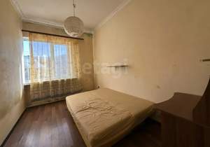 3-к квартира, вторичка, 80м2, 1/3 этаж
