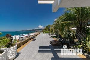 3-к квартира, вторичка, 120м2, 1/3 этаж