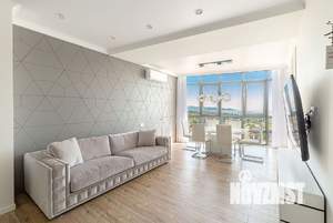 2-к квартира, вторичка, 130м2, 12/23 этаж