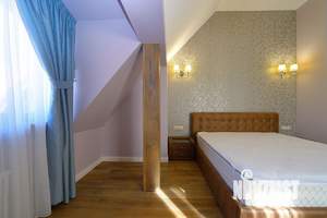 3-к квартира, вторичка, 160м2, 4/5 этаж