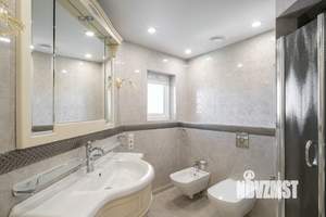 3-к квартира, вторичка, 135м2, 15/25 этаж