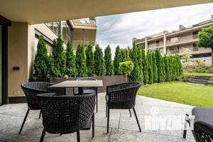 2-к квартира, вторичка, 65м2, 1/6 этаж