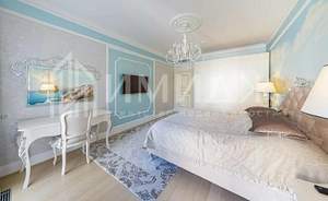 3-к квартира, вторичка, 140м2, 9/22 этаж