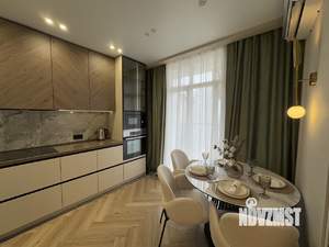 2-к квартира, вторичка, 64м2, 10/18 этаж