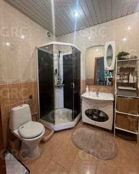 5-к квартира, вторичка, 140м2, 5/6 этаж