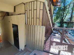 2-к квартира, вторичка, 60м2, 1/4 этаж