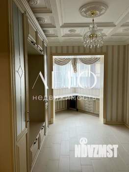 4-к квартира, вторичка, 155м2, 3/11 этаж