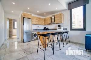 1-к квартира, вторичка, 54м2, 3/5 этаж