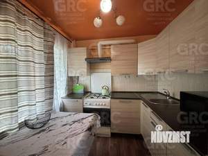 2-к квартира, вторичка, 50м2, 1/4 этаж