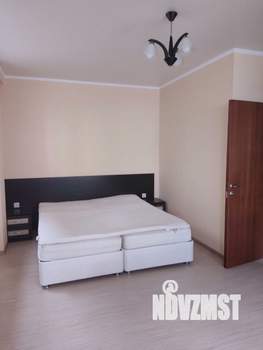 Студия квартира, вторичка, 40м2, 1/4 этаж