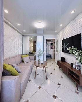 1-к квартира, вторичка, 42м2, 4/4 этаж
