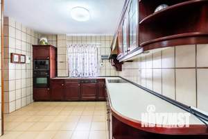3-к квартира, вторичка, 157м2, 2/3 этаж