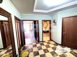 3-к квартира, вторичка, 130м2, 3/9 этаж