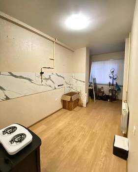 2-к квартира, вторичка, 63м2, 1/12 этаж