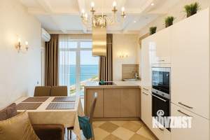 3-к квартира, вторичка, 104м2, 15/18 этаж