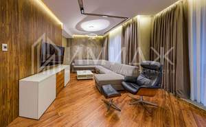 2-к квартира, вторичка, 180м2, 4/6 этаж