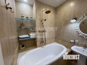 2-к квартира, вторичка, 64м2, 14/18 этаж