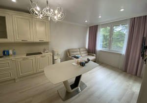 4-к квартира, вторичка, 120м2, 7/13 этаж