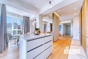 2-к квартира, вторичка, 90м2, 17/20 этаж