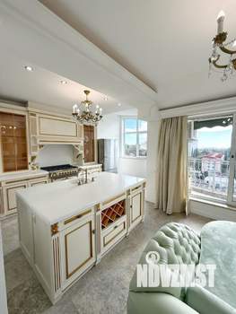 3-к квартира, вторичка, 146м2, 8/8 этаж