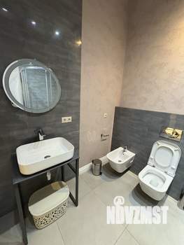 3-к квартира, вторичка, 83м2, 1/23 этаж