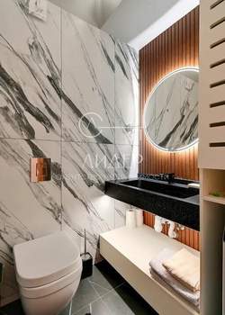 3-к квартира, вторичка, 117м2, 1/5 этаж