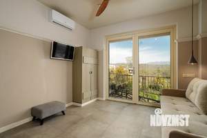 Студия квартира, вторичка, 25м2, 1/7 этаж