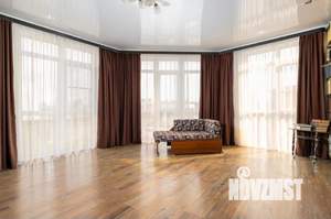 2-к квартира, вторичка, 74м2, 2/5 этаж