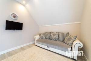 2-к квартира, вторичка, 70м2, 5/5 этаж