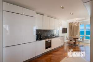 2-к квартира, вторичка, 120м2, 17/25 этаж