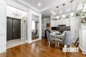 4-к квартира, вторичка, 110м2, 3/3 этаж